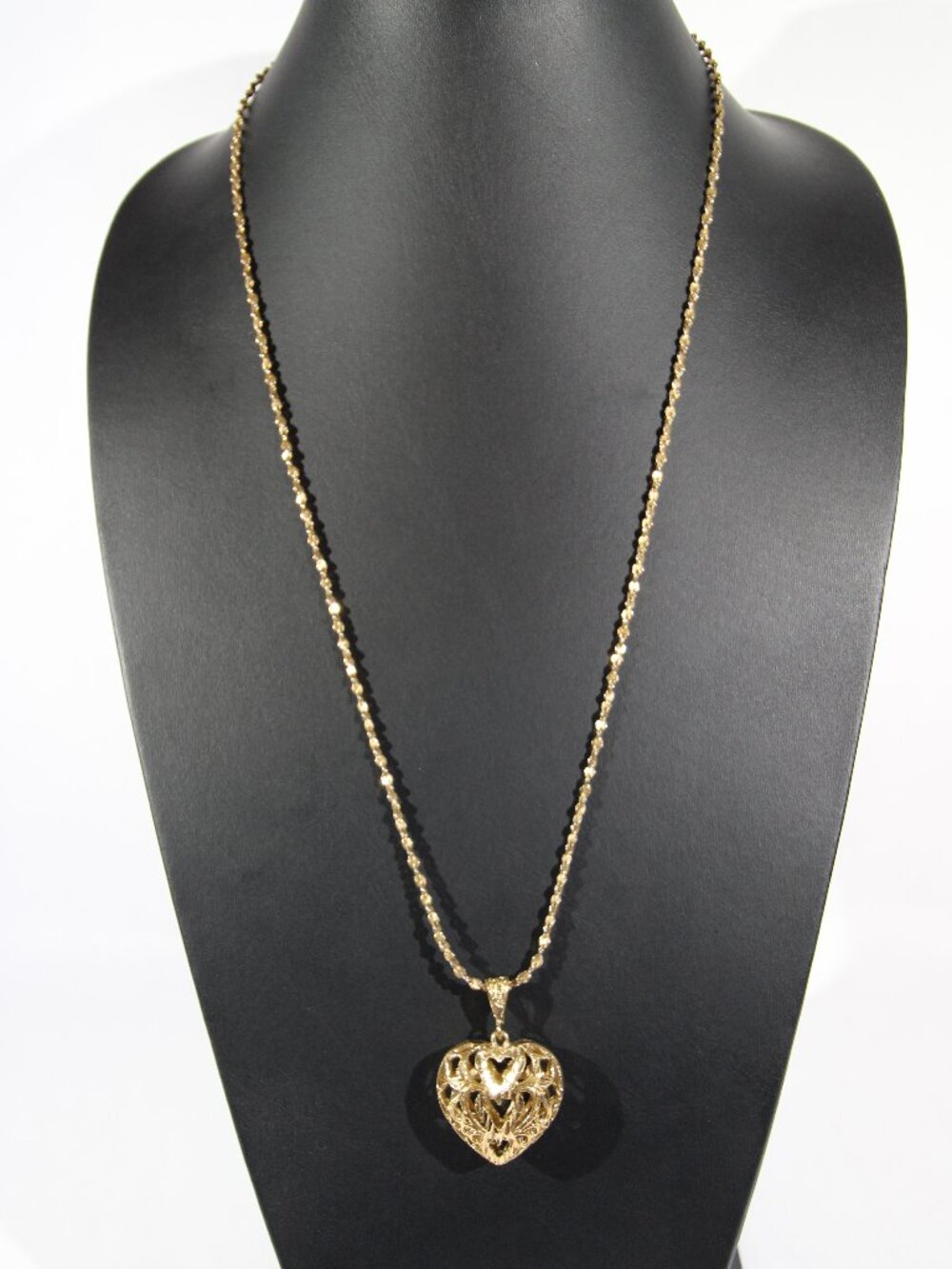 Gold Tone Necklace with a Heart Pendant